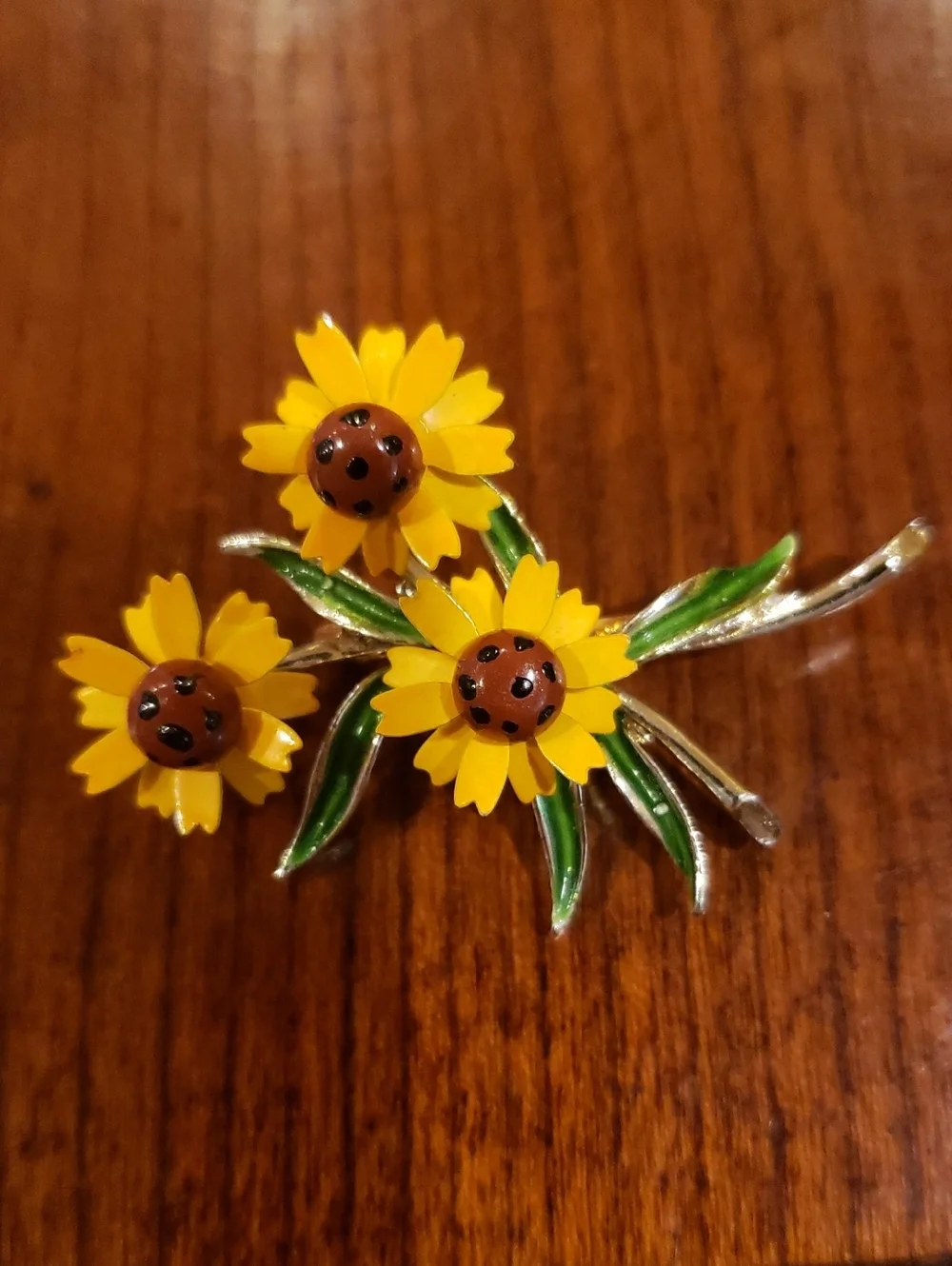 Vtg- Gold and Yellow Floral Brooch